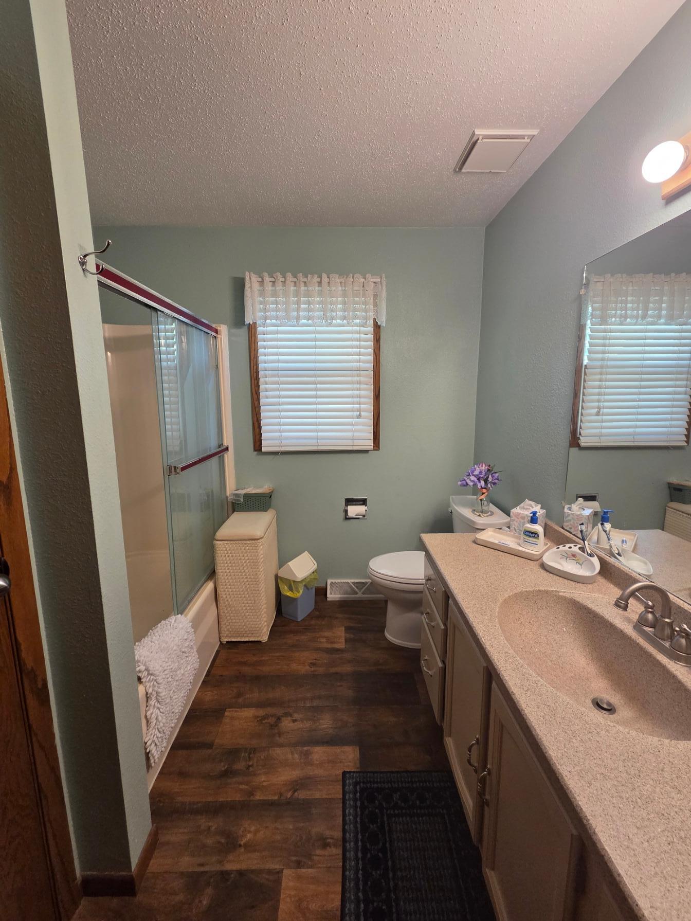 119 & 121 14th Street N, Oakes ND 58474 - Photo 18 of 19