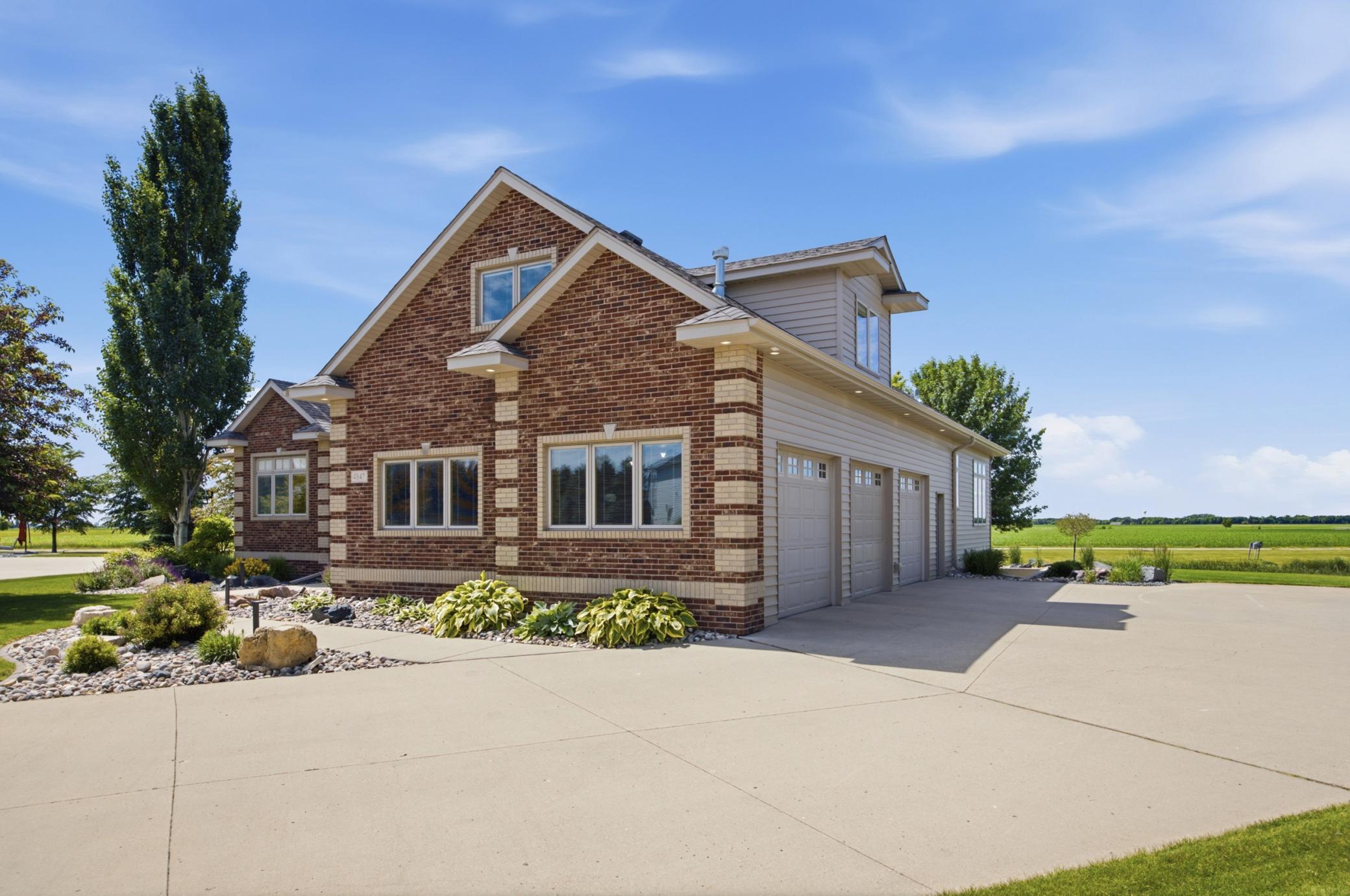 4847 2nd SW Street, Moorhead MN 56560 - Photo 5 of 78