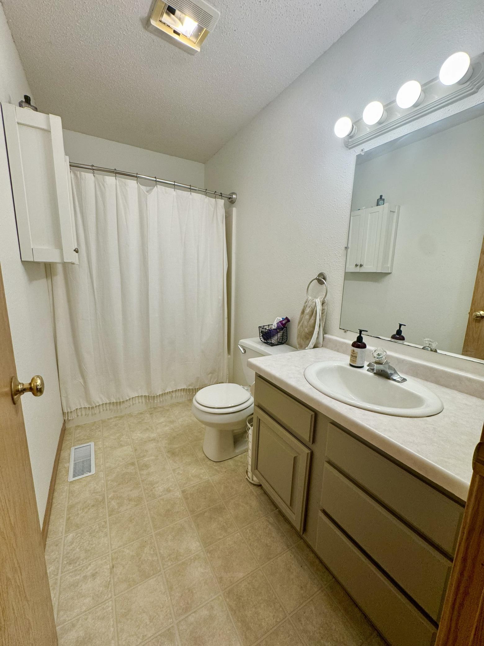 208 Jacobs NE Way, Bemidji MN 56601 - Photo 20 of 46