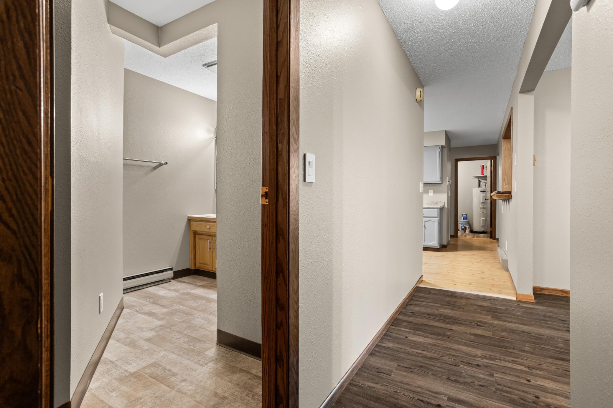 901 8th N Avenue, Unit 201, Fargo ND 58102 - Photo 12 of 30