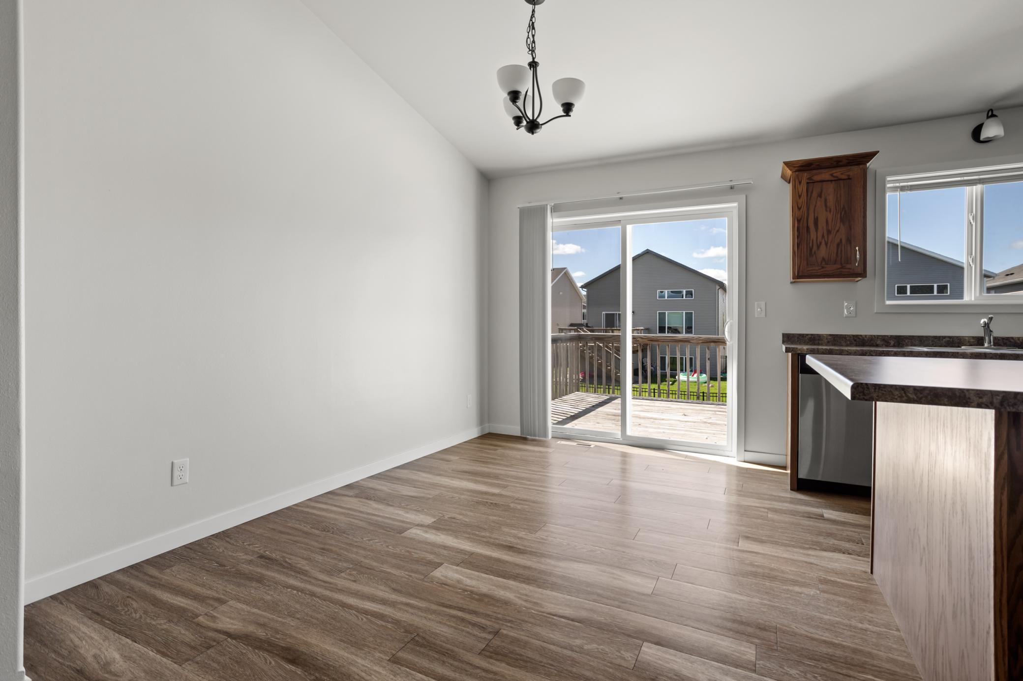 1023 29th W Avenue, West Fargo ND 58078 - Photo 10 of 23