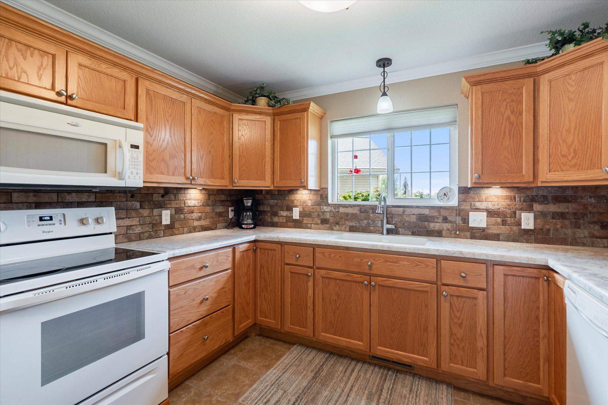4468 Griffin Circle, Pequot Lakes MN 56472 - Photo 11 of 35