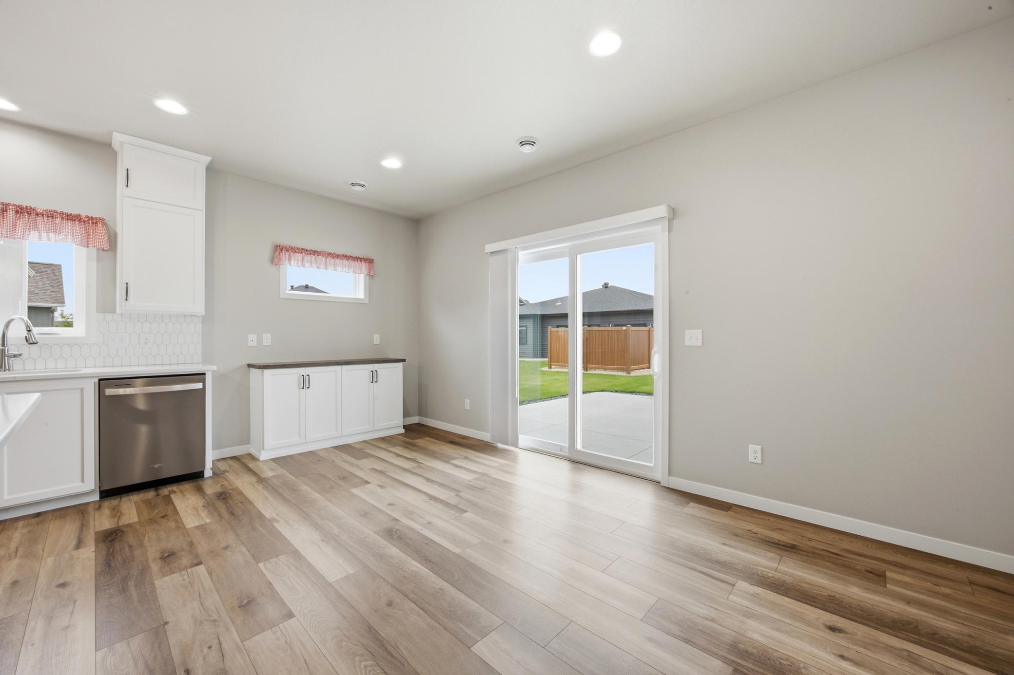 4881 Bluebell S Loop, Fargo ND 58104 - Photo 16 of 41