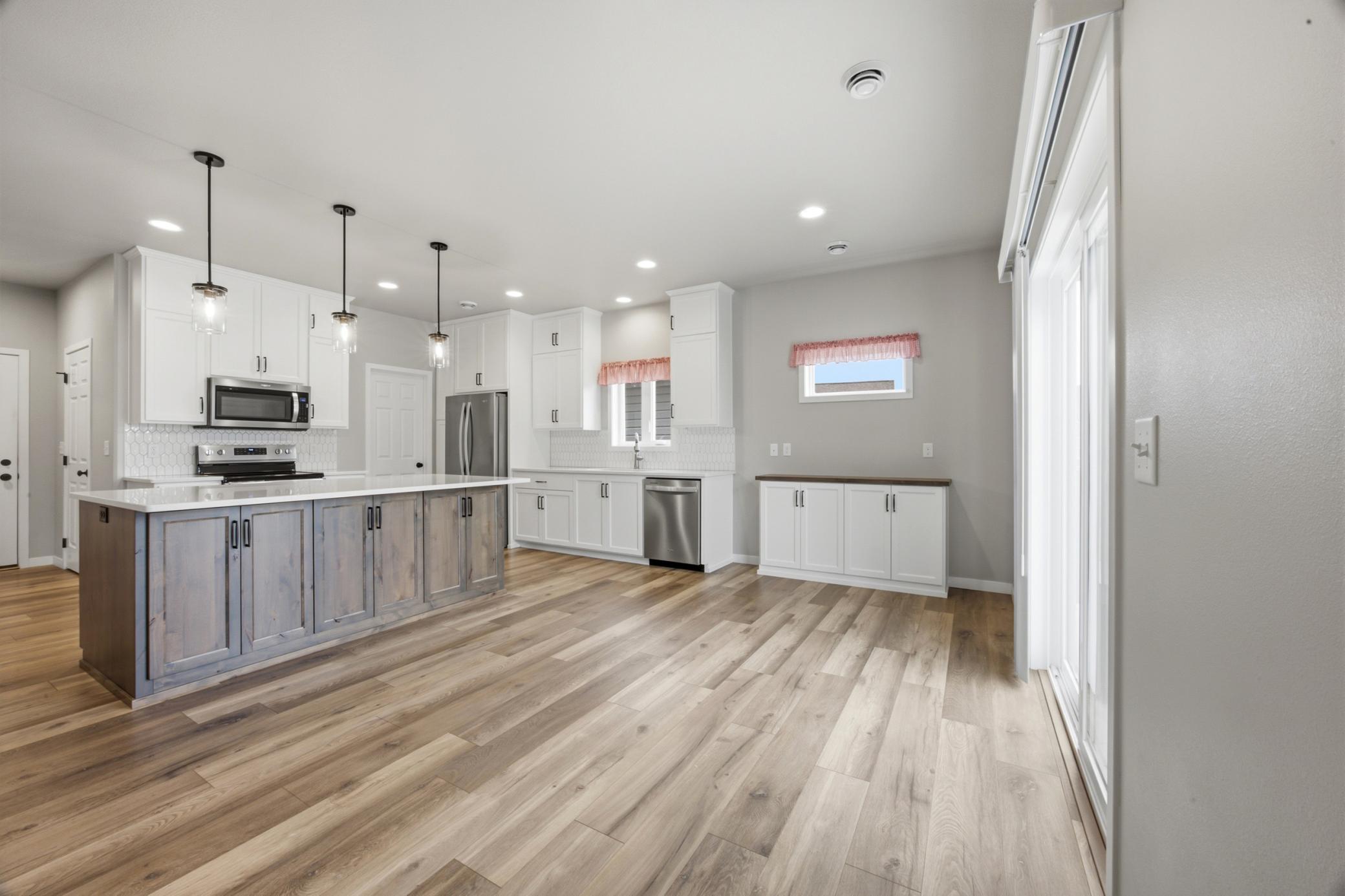 4881 Bluebell S Loop, Fargo ND 58104 - Photo 17 of 41