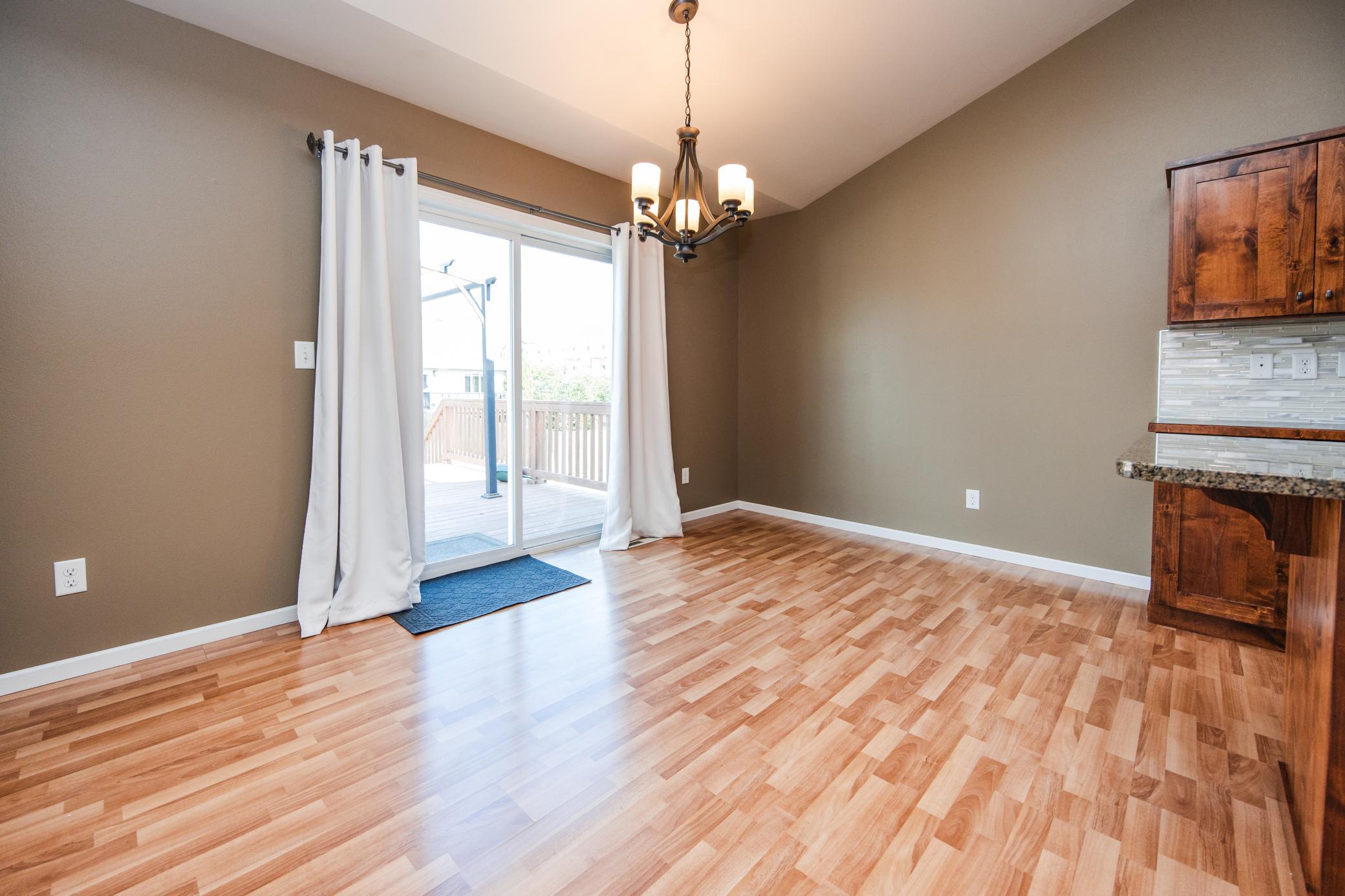 2011 single family home for sale at 2613 56th Avenue S in Fargo, ND — 3 bed, 3 bath (photo 19 of 67)