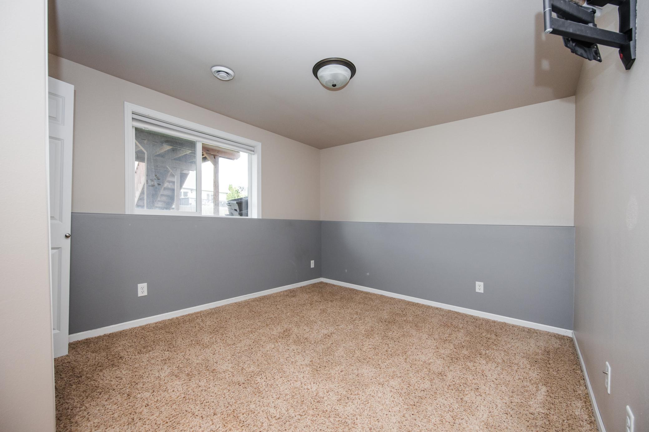 2011 single family home for sale at 2613 56th Avenue S in Fargo, ND — 3 bed, 3 bath (photo 48 of 67)