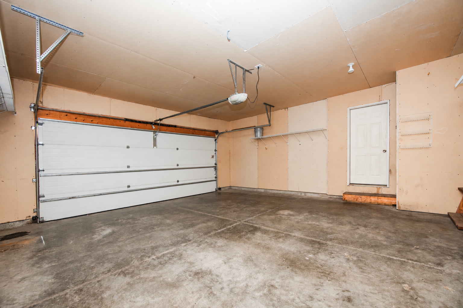 2011 single family home for sale at 2613 56th Avenue S in Fargo, ND — 3 bed, 3 bath (photo 54 of 67)