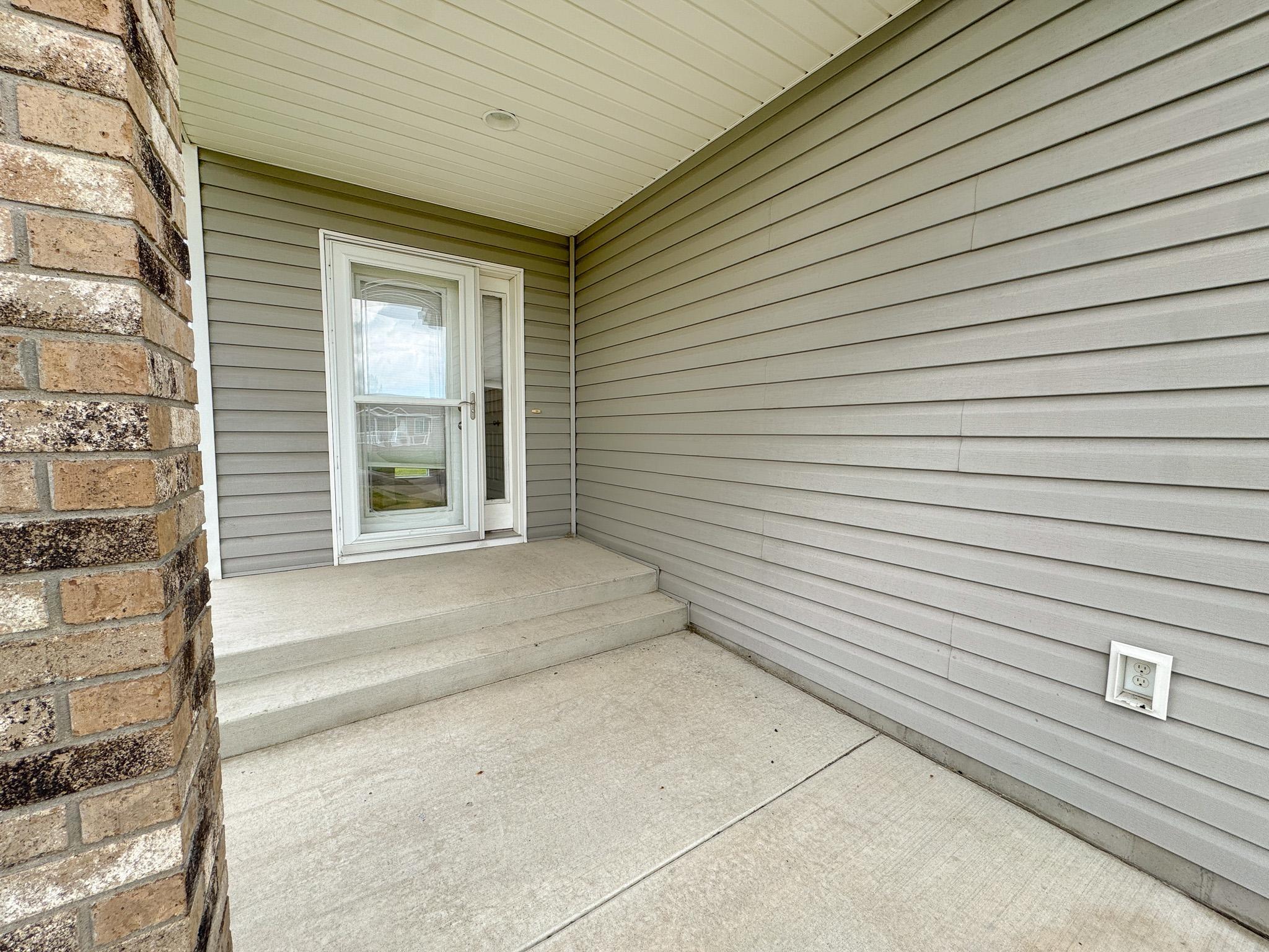 2011 single family home for sale at 2613 56th Avenue S in Fargo, ND — 3 bed, 3 bath (photo 59 of 67)