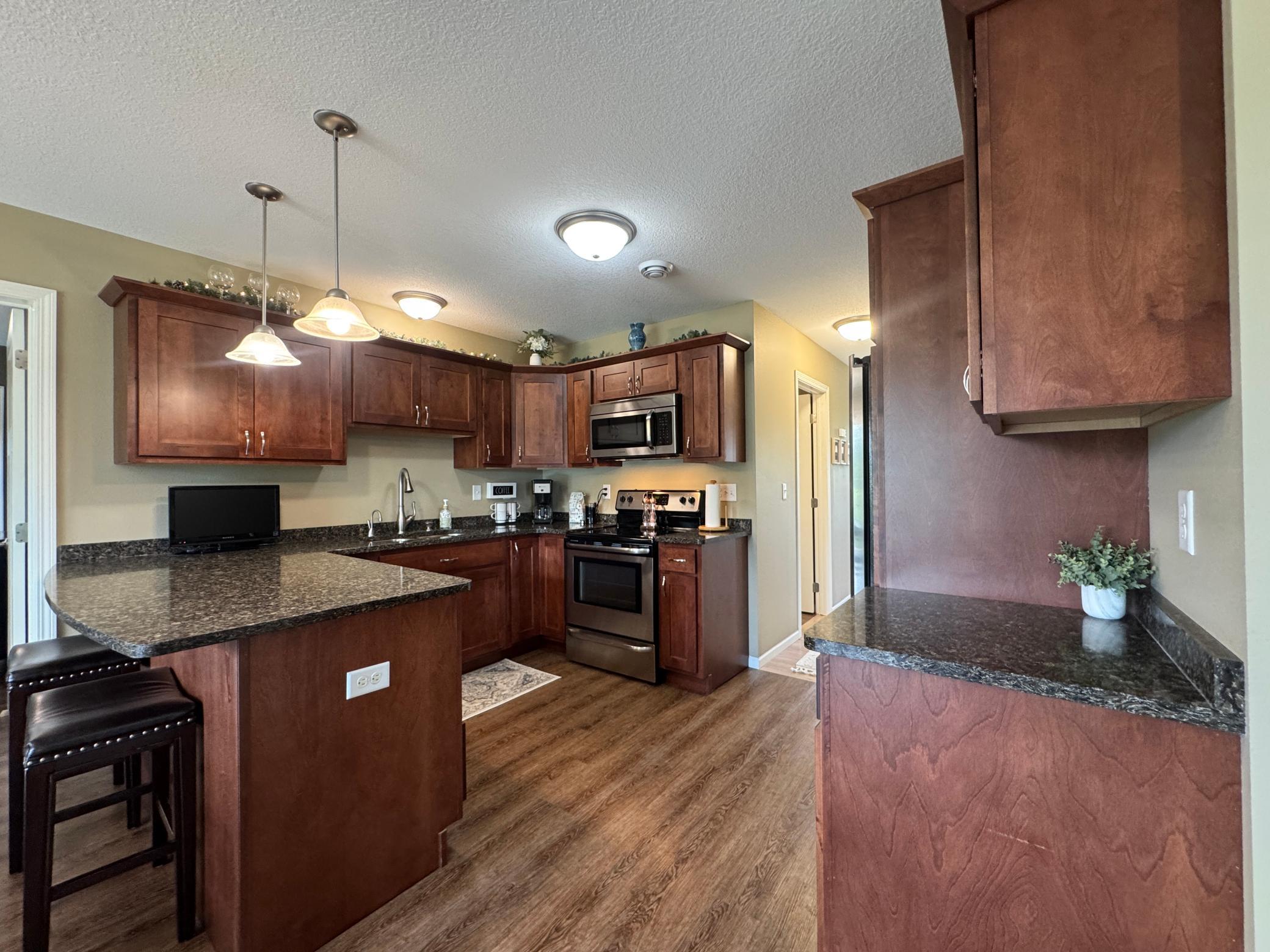 2016 single family home for sale at 8035 Moidore Drive NW in Bemidji, MN — 3 bed, 3 bath (photo 12 of 44)