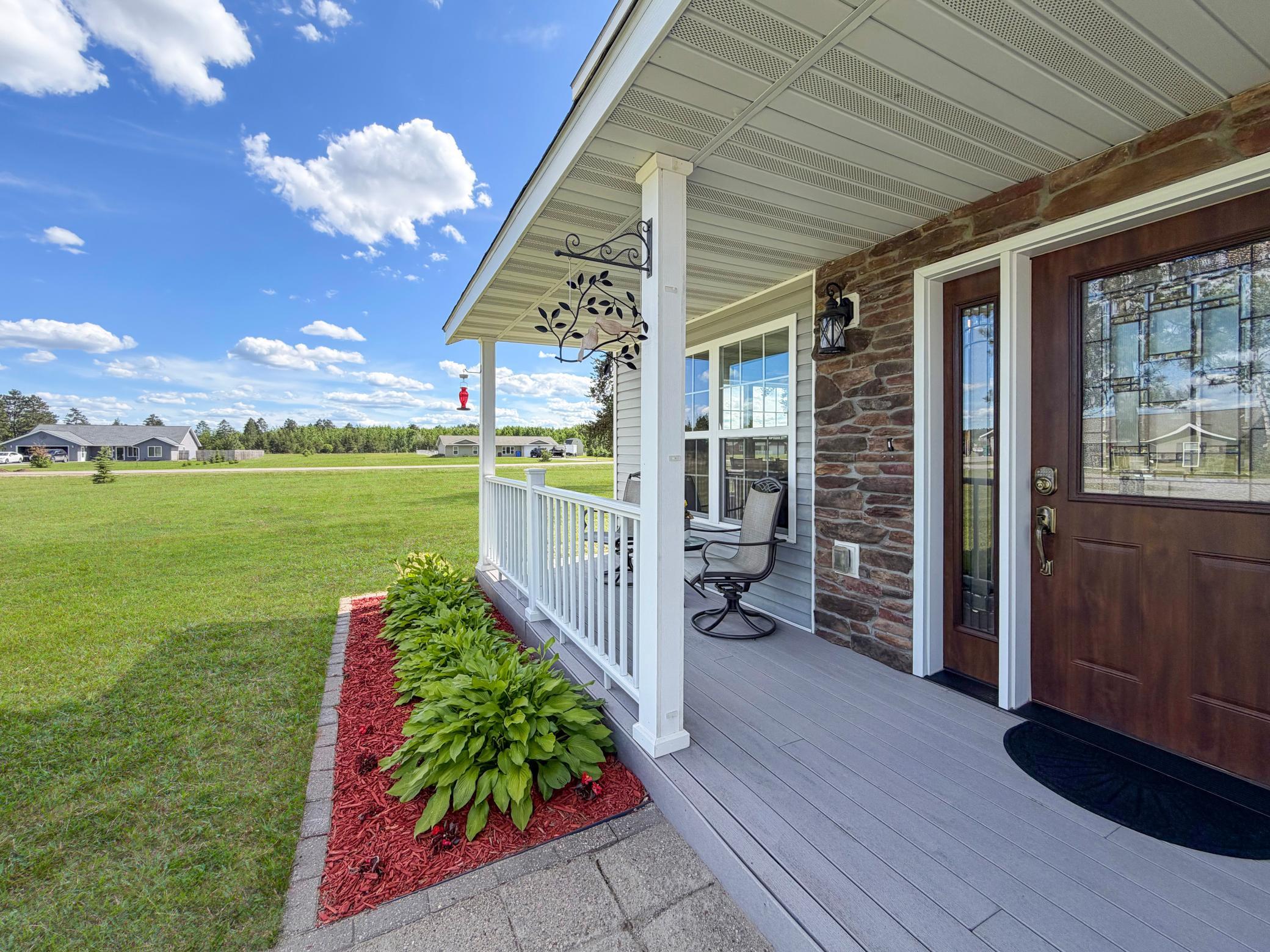 2016 single family home for sale at 8035 Moidore Drive NW in Bemidji, MN — 3 bed, 3 bath (photo 3 of 44)