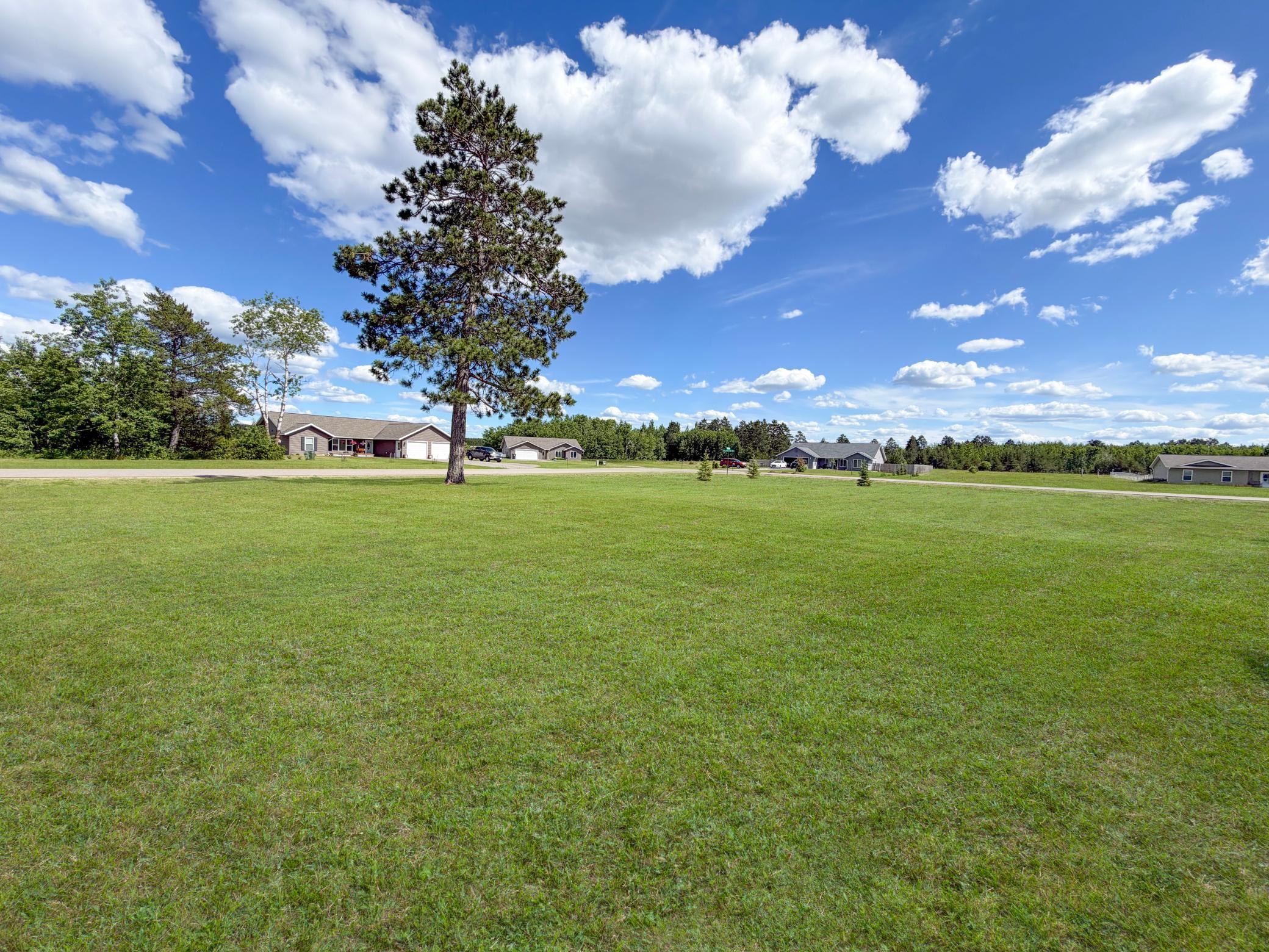 2016 single family home for sale at 8035 Moidore Drive NW in Bemidji, MN — 3 bed, 3 bath (photo 41 of 44)