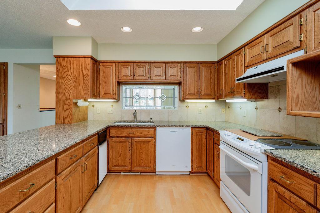 2536 University S Drive, Fargo ND 58103 - Photo 21 of 48