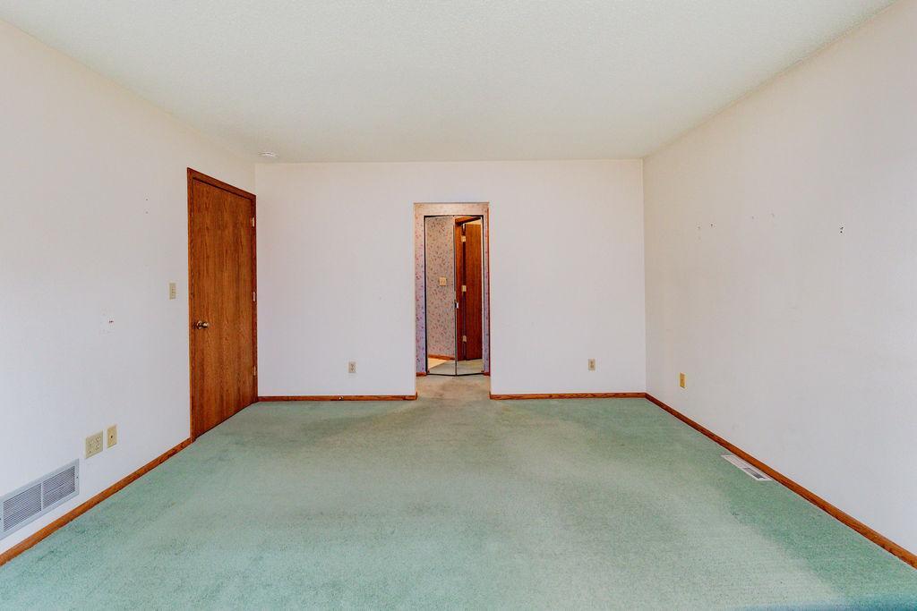 2536 University S Drive, Fargo ND 58103 - Photo 26 of 48