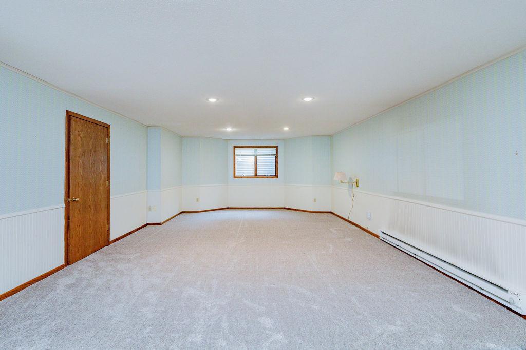 2536 University S Drive, Fargo ND 58103 - Photo 30 of 48