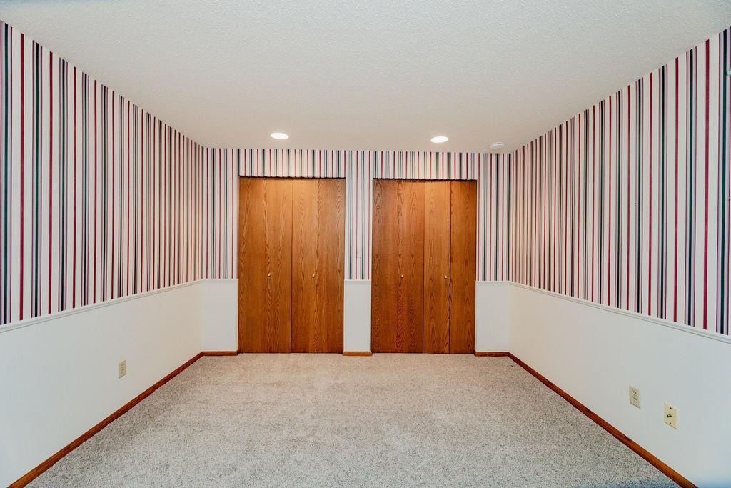 2536 University S Drive, Fargo ND 58103 - Photo 33 of 48