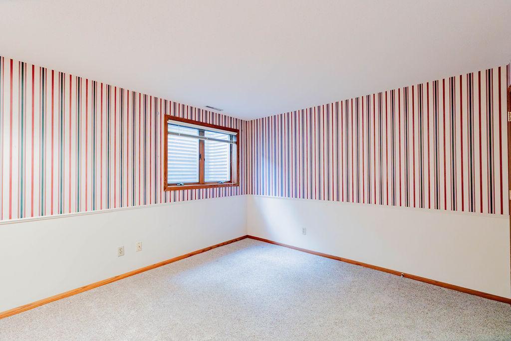 2536 University S Drive, Fargo ND 58103 - Photo 34 of 48