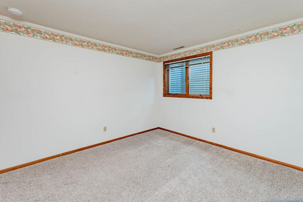 2536 University S Drive, Fargo ND 58103 - Photo 35 of 48