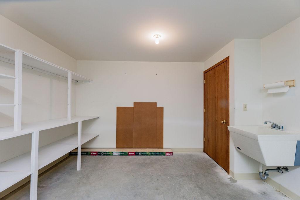 2536 University S Drive, Fargo ND 58103 - Photo 40 of 48