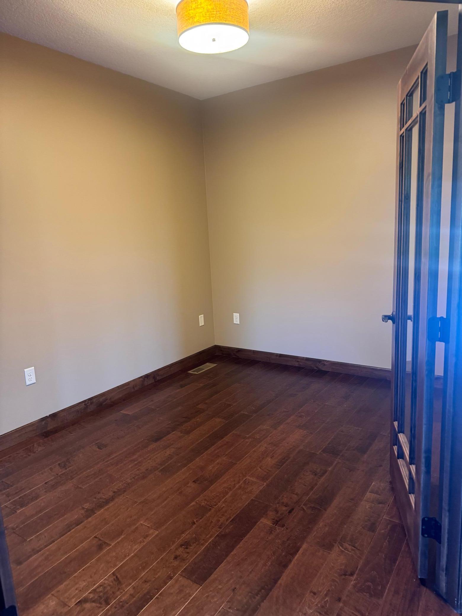2014 home for sale at 1300 Event Center Drive NE, Unit 5 in Bemidji, MN — 2 bed, 2 bath (photo 20 of 37)