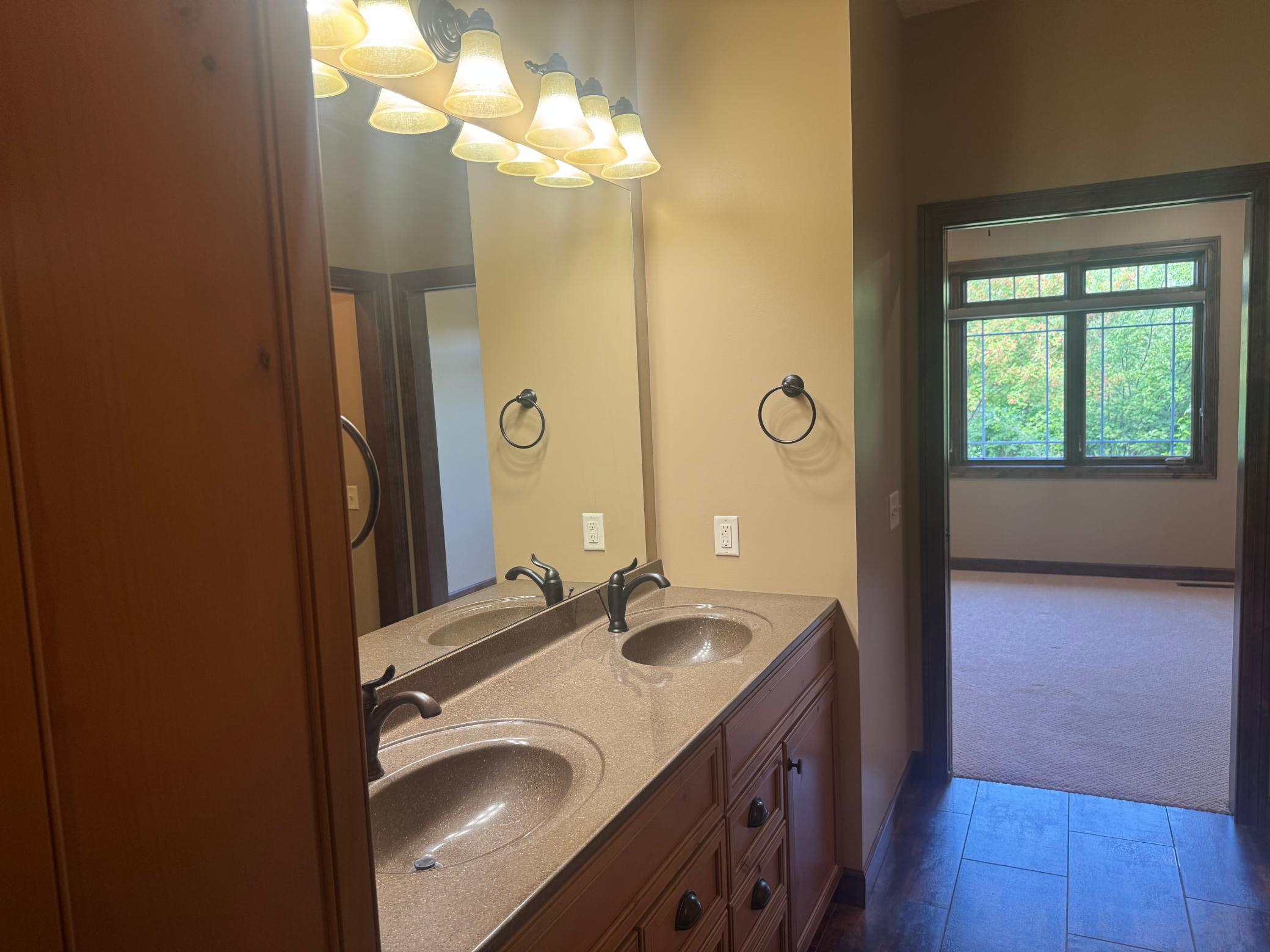 2014 home for sale at 1300 Event Center Drive NE, Unit 5 in Bemidji, MN — 2 bed, 2 bath (photo 23 of 37)