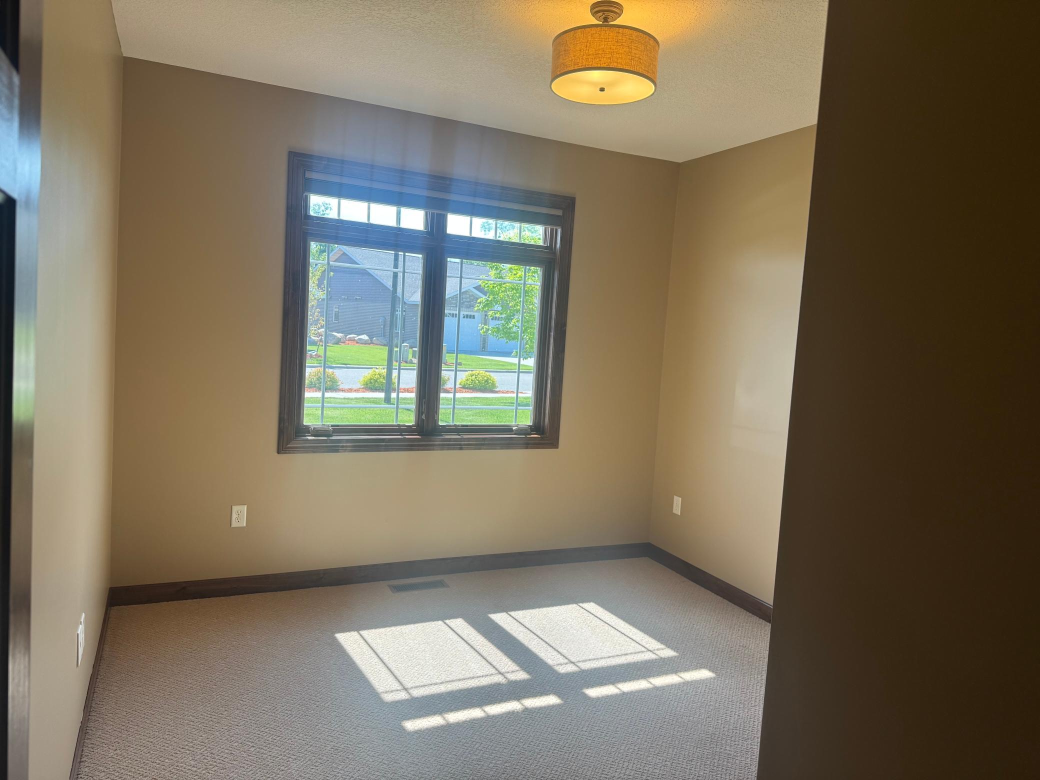 2014 home for sale at 1300 Event Center Drive NE, Unit 5 in Bemidji, MN — 2 bed, 2 bath (photo 6 of 37)