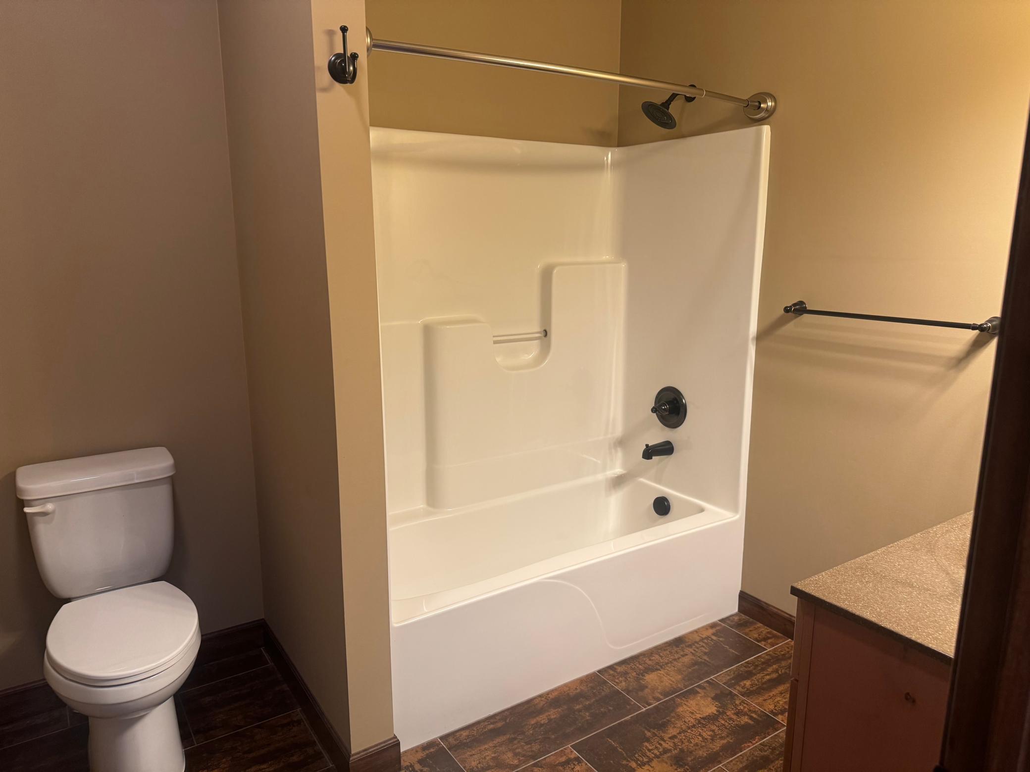 2014 home for sale at 1300 Event Center Drive NE, Unit 5 in Bemidji, MN — 2 bed, 2 bath (photo 7 of 37)