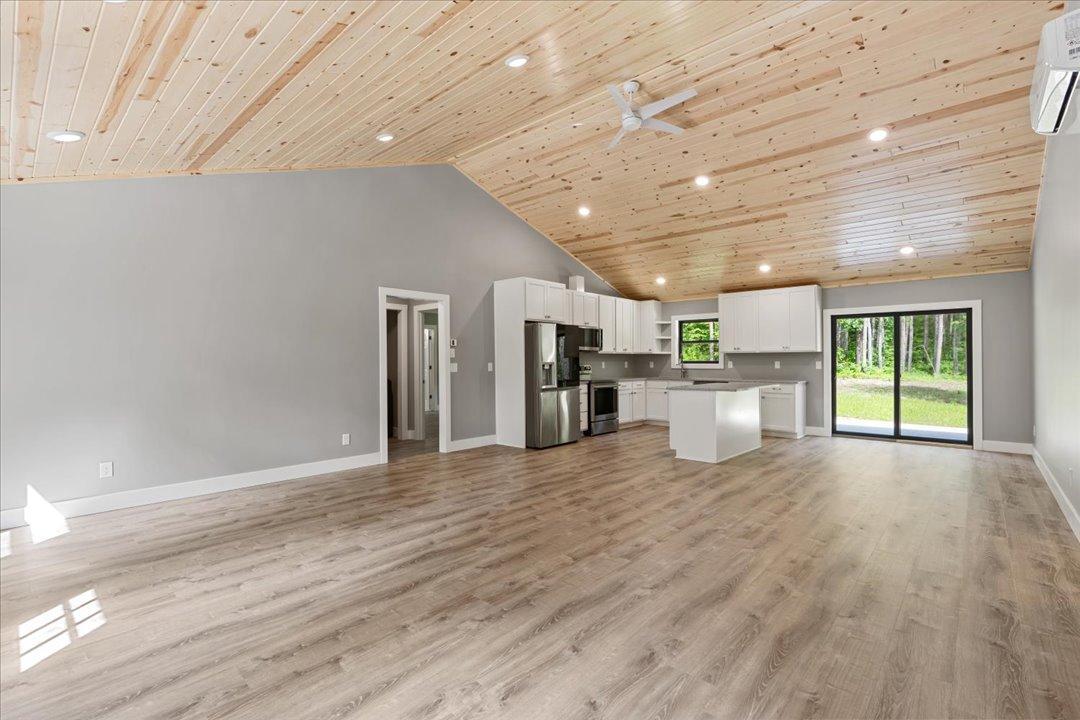 121 Ridgeway Path, Walker MN 56484 - Photo 8 of 35