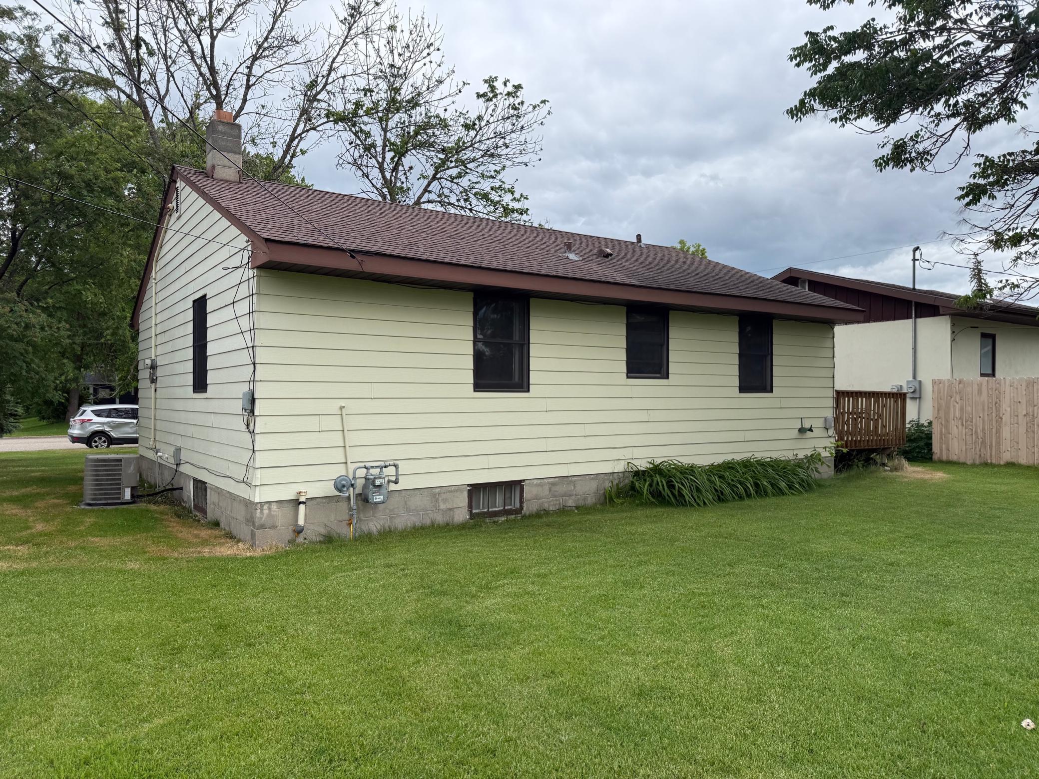 309 7th Avenue NE, Roseau MN 56751 - Photo 11 of 11