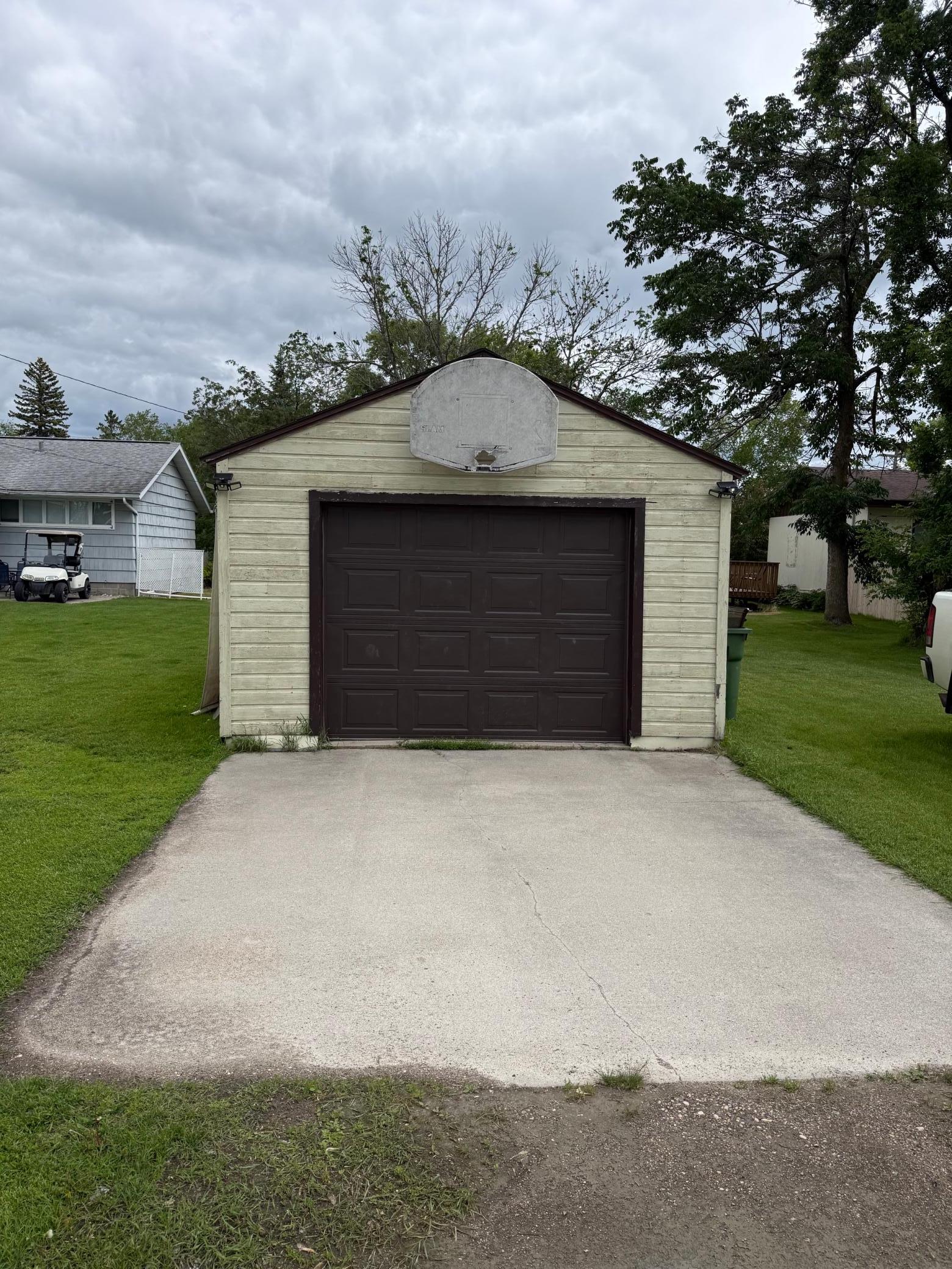 309 7th Avenue NE, Roseau MN 56751 - Photo 8 of 11
