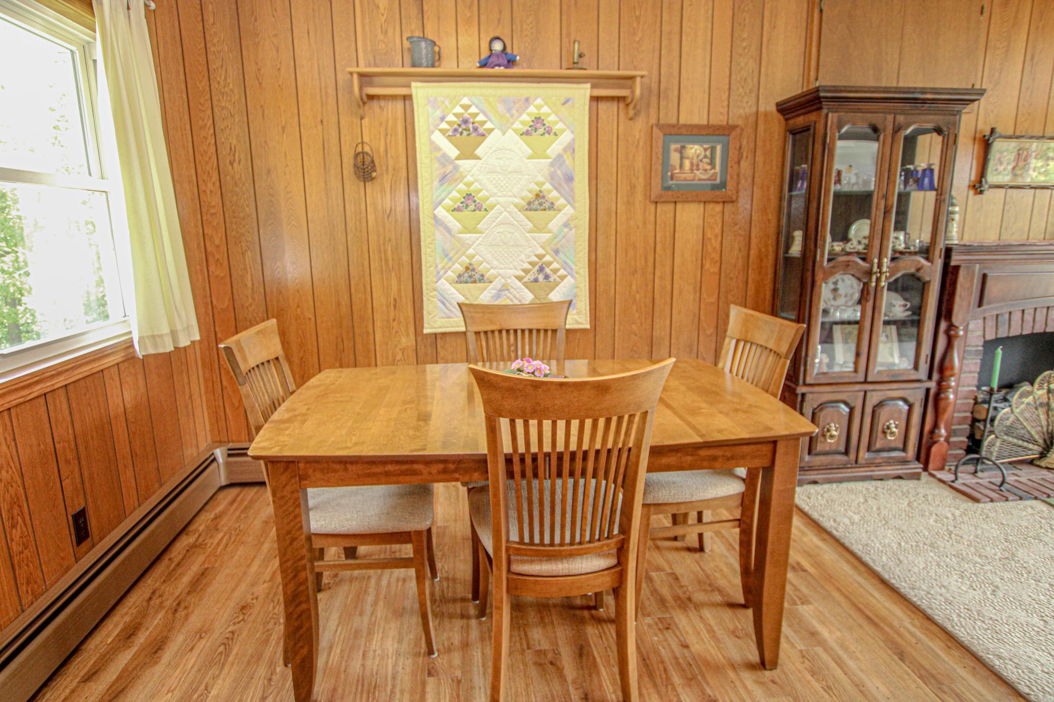 1971 single family home for sale at 8691 County Road 11 NE in Alexandria, MN — 3 bed, 2 bath (photo 13 of 35)