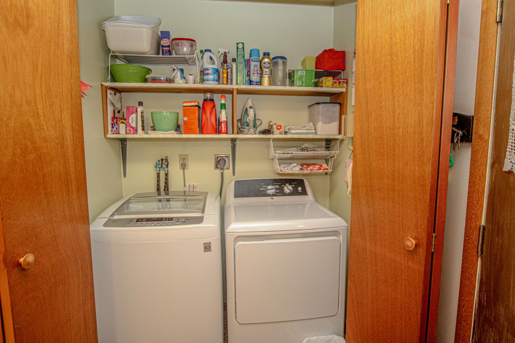 1971 single family home for sale at 8691 County Road 11 NE in Alexandria, MN — 3 bed, 2 bath (photo 17 of 35)