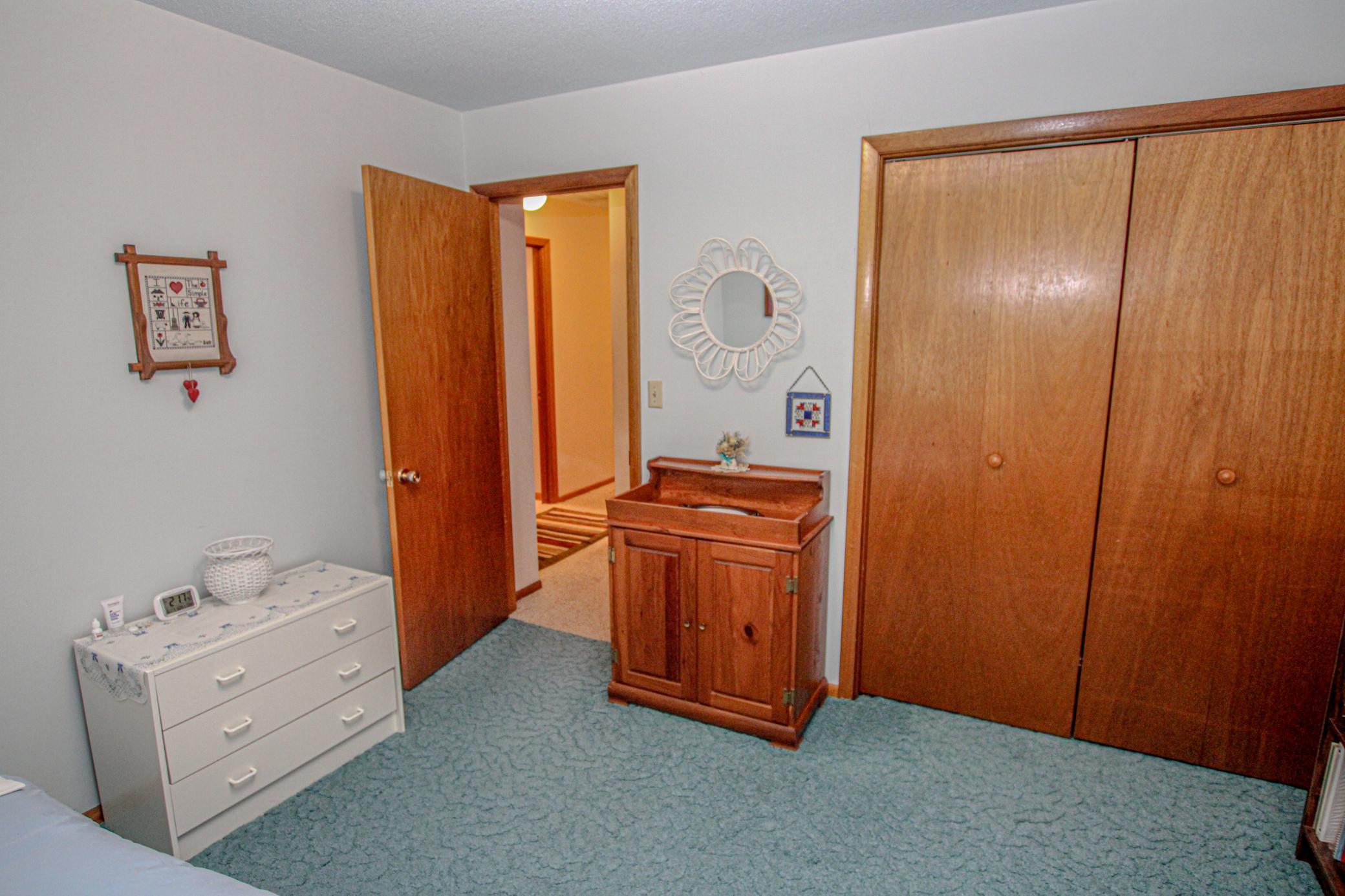 1971 single family home for sale at 8691 County Road 11 NE in Alexandria, MN — 3 bed, 2 bath (photo 20 of 35)