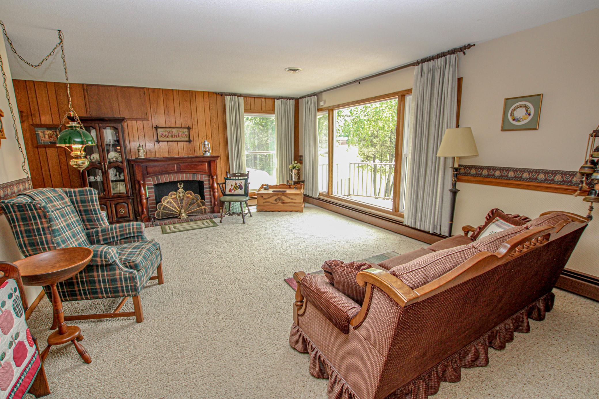 1971 single family home for sale at 8691 County Road 11 NE in Alexandria, MN — 3 bed, 2 bath (photo 11 of 47)