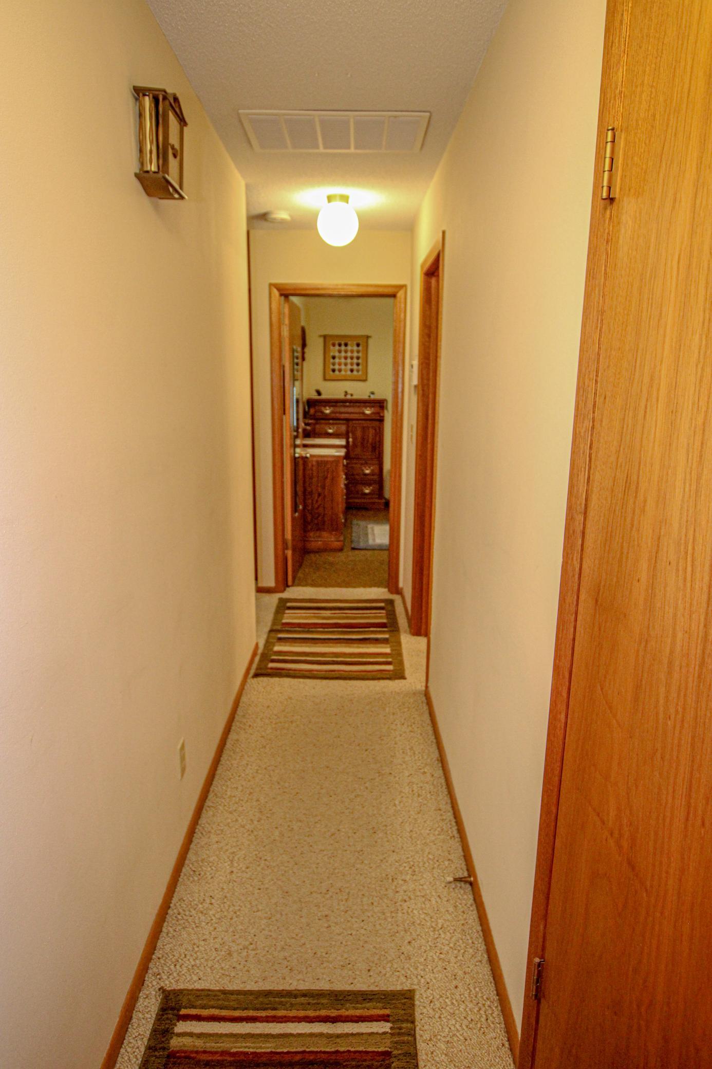 1971 single family home for sale at 8691 County Road 11 NE in Alexandria, MN — 3 bed, 2 bath (photo 20 of 47)