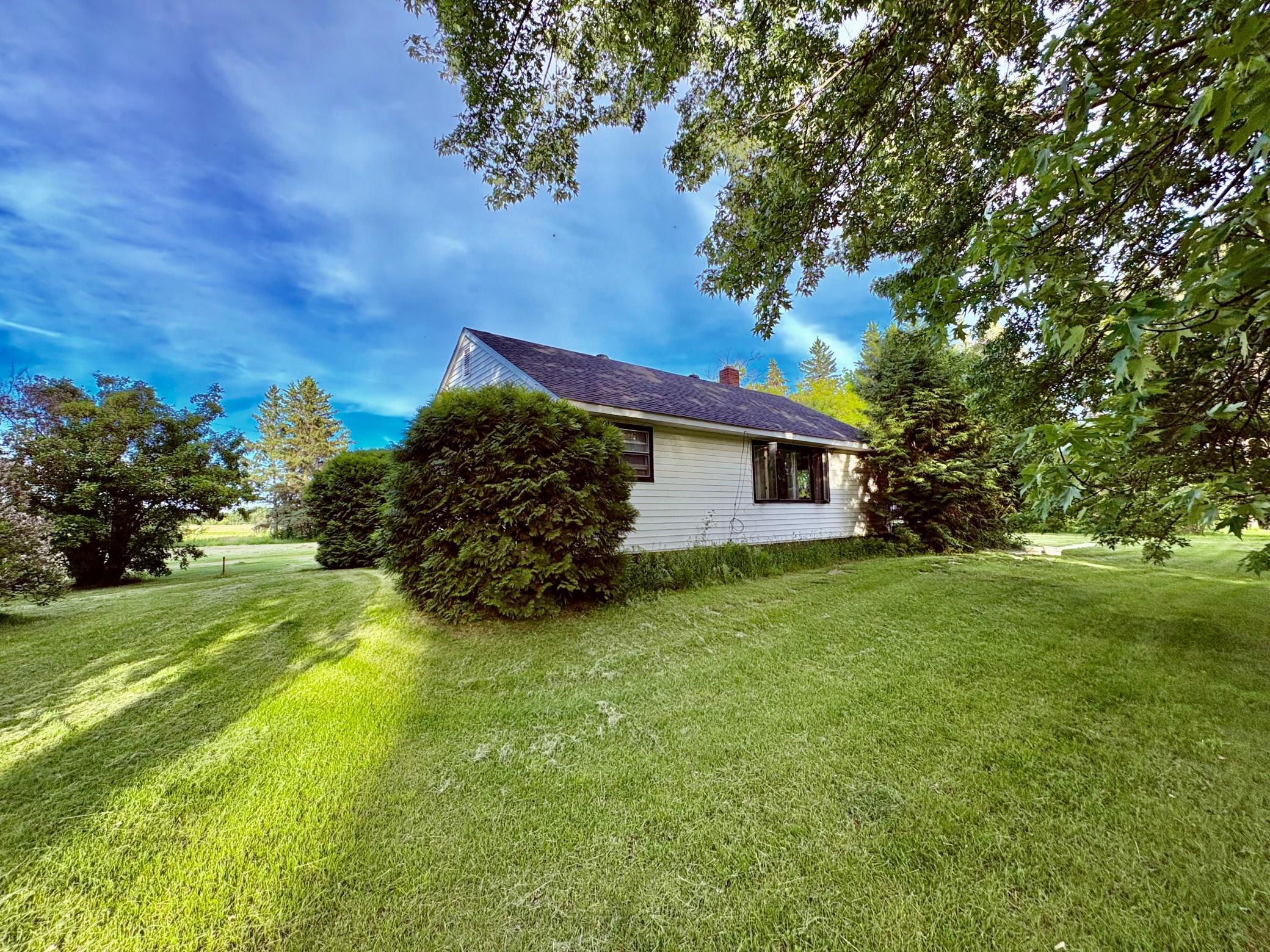 26924 600th Avenue, Warroad MN 56763 - Photo 11 of 42