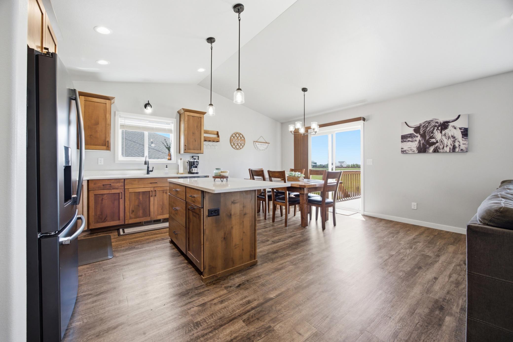 6706 72nd S Avenue, Horace ND 58047 - Photo 11 of 51