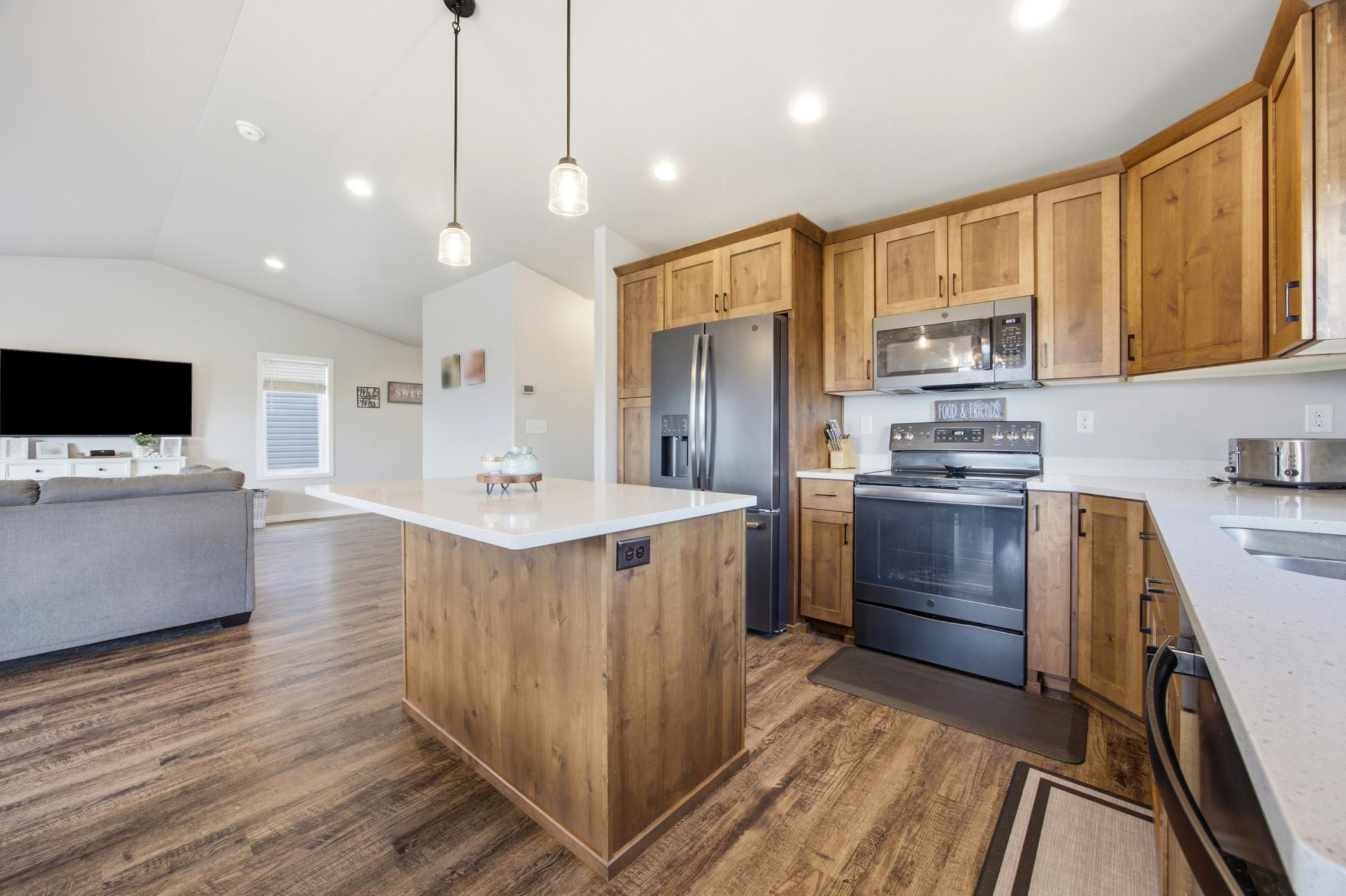 6706 72nd S Avenue, Horace ND 58047 - Photo 15 of 51