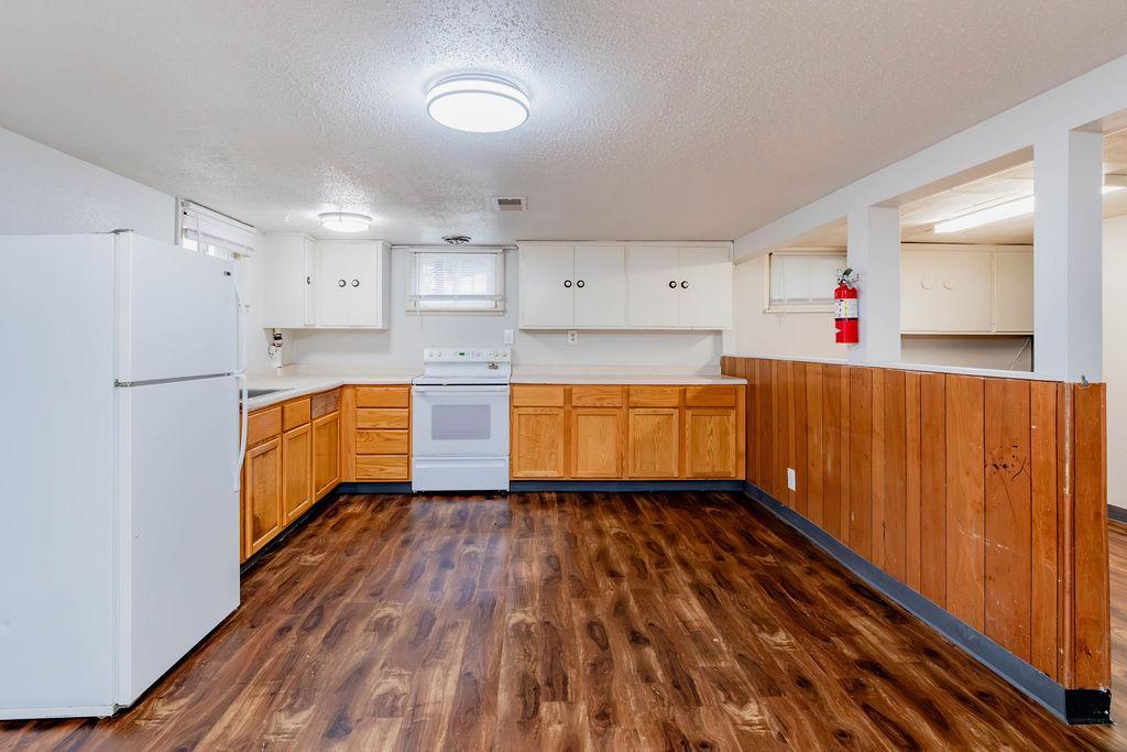 415 10th Street S, Moorhead MN 56560 - Photo 22 of 35