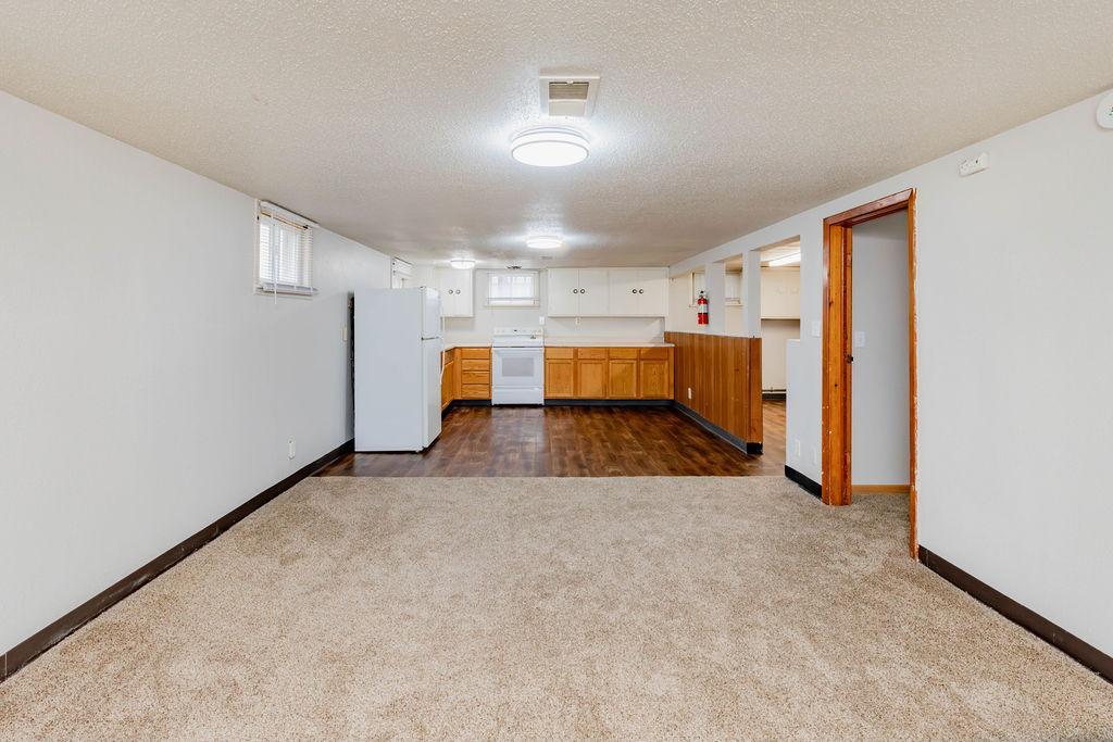 415 10th Street S, Moorhead MN 56560 - Photo 25 of 35