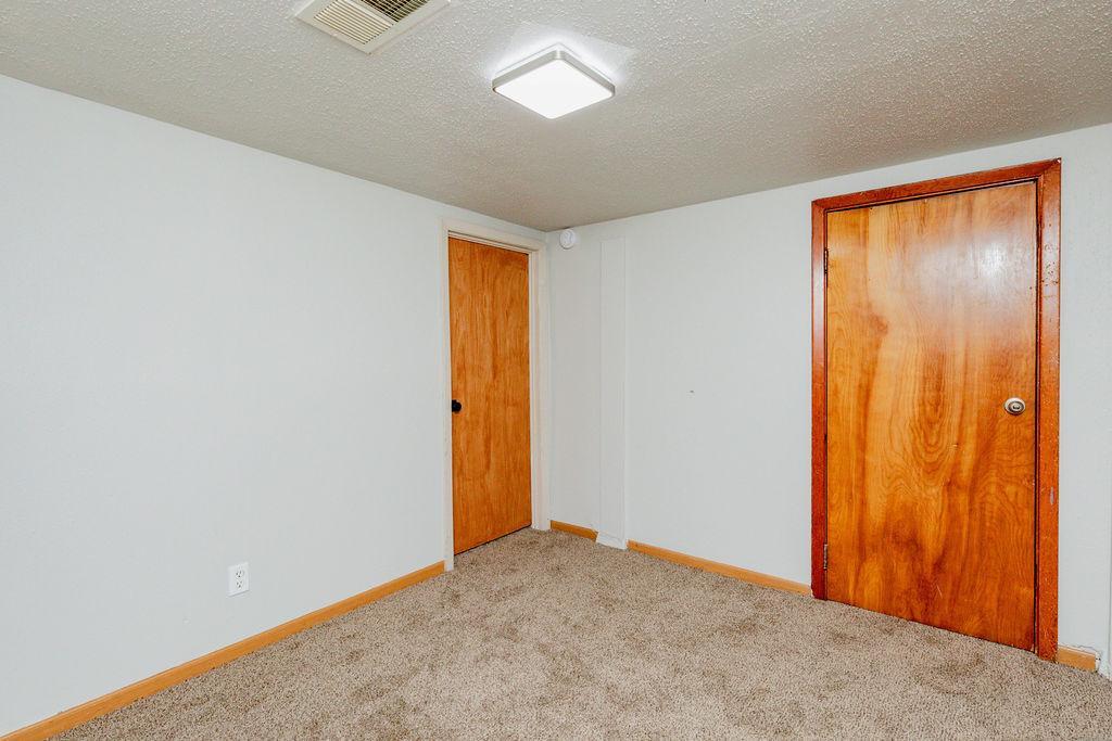415 10th Street S, Moorhead MN 56560 - Photo 28 of 35