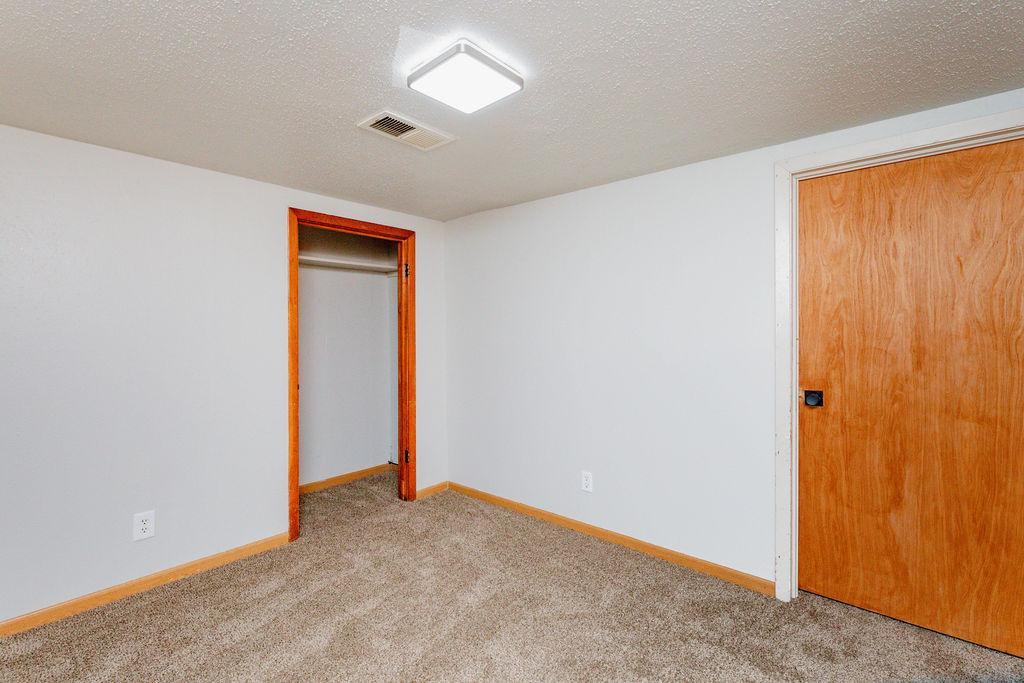 415 10th Street S, Moorhead MN 56560 - Photo 29 of 35