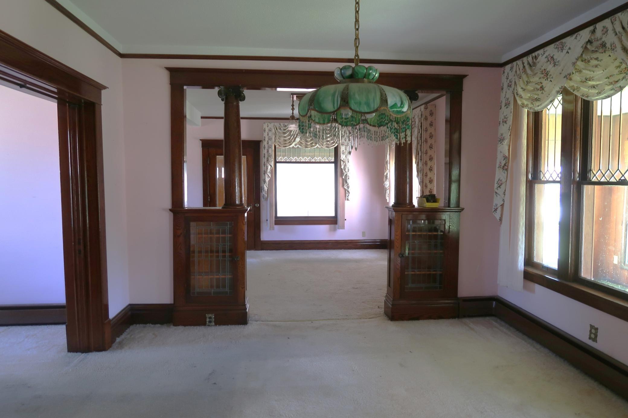 1915 single family home for sale at 10 3rd Avenue in Arthur, ND — 4 bed, 2 bath (photo 14 of 32)