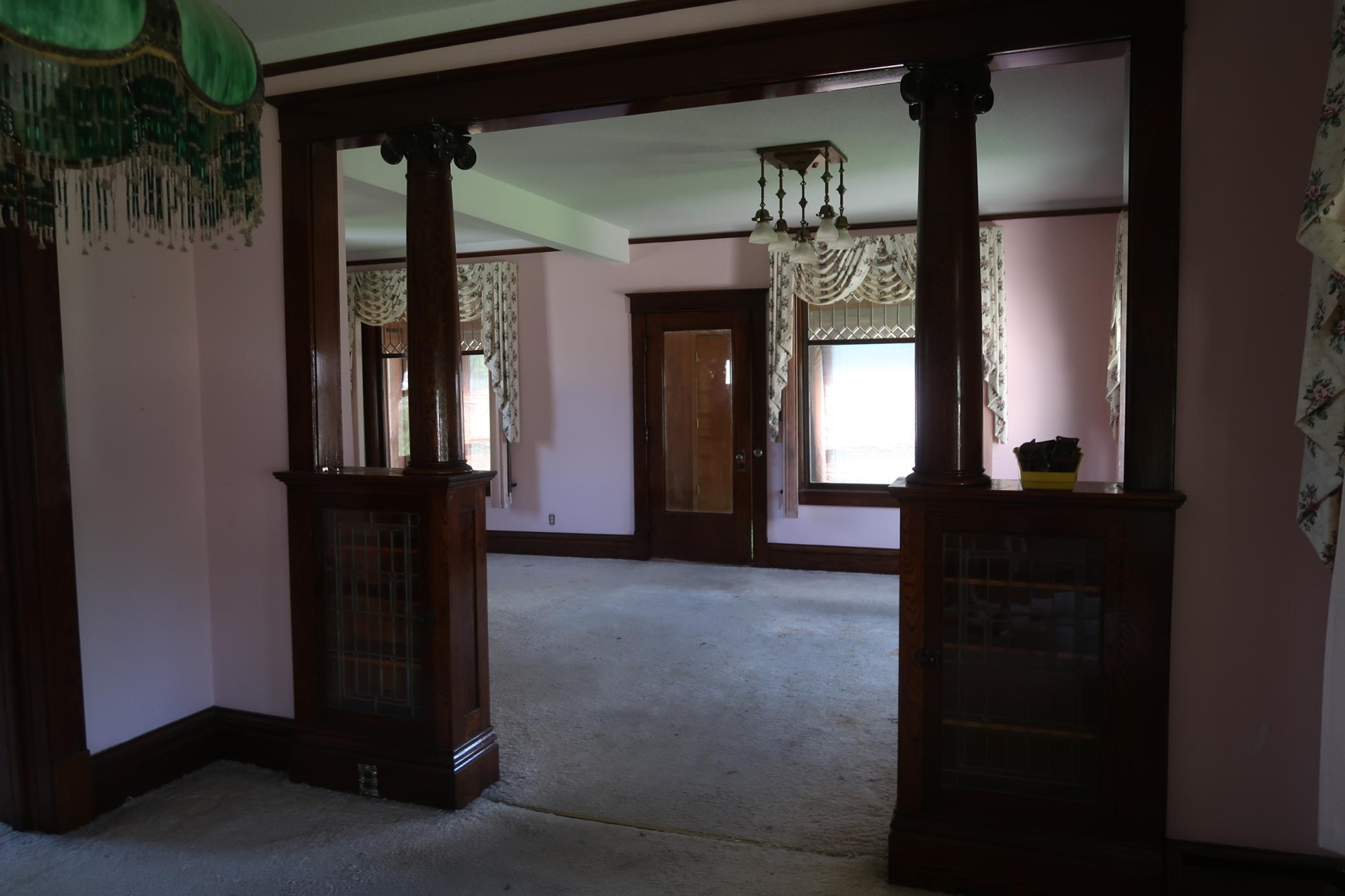 1915 single family home for sale at 10 3rd Avenue in Arthur, ND — 4 bed, 2 bath (photo 15 of 32)