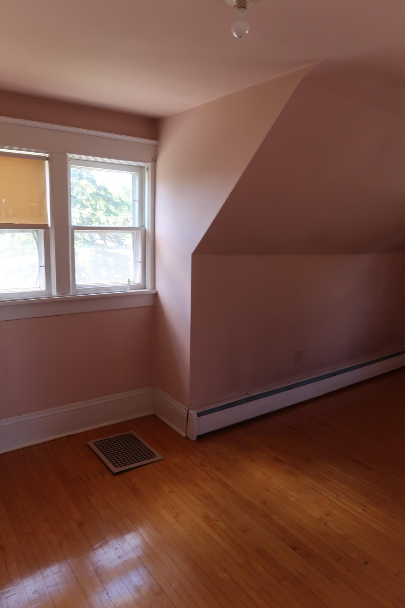 1915 single family home for sale at 10 3rd Avenue in Arthur, ND — 4 bed, 2 bath (photo 25 of 32)