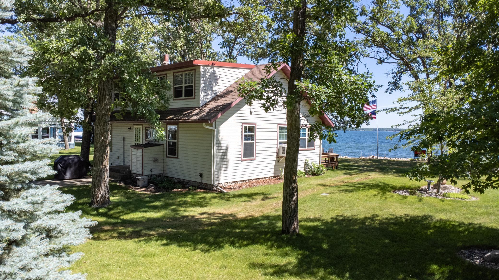 1928 single family home for sale at 22548 Senns Beach Drive in Detroit Lakes, MN — 3 bed, 2 bath (photo 84 of 107)