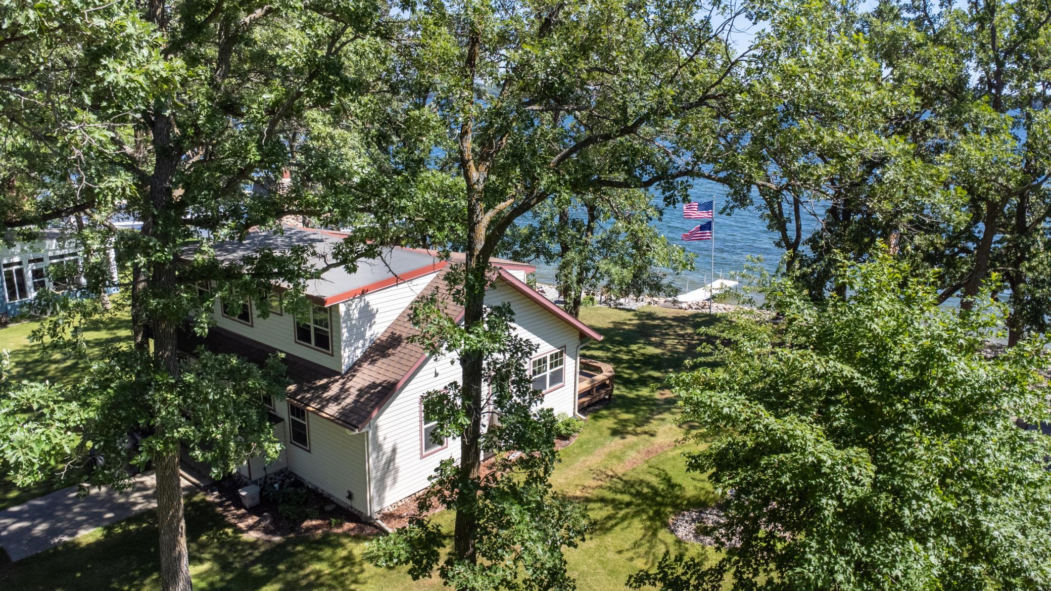 1928 single family home for sale at 22548 Senns Beach Drive in Detroit Lakes, MN — 3 bed, 2 bath (photo 10 of 107)