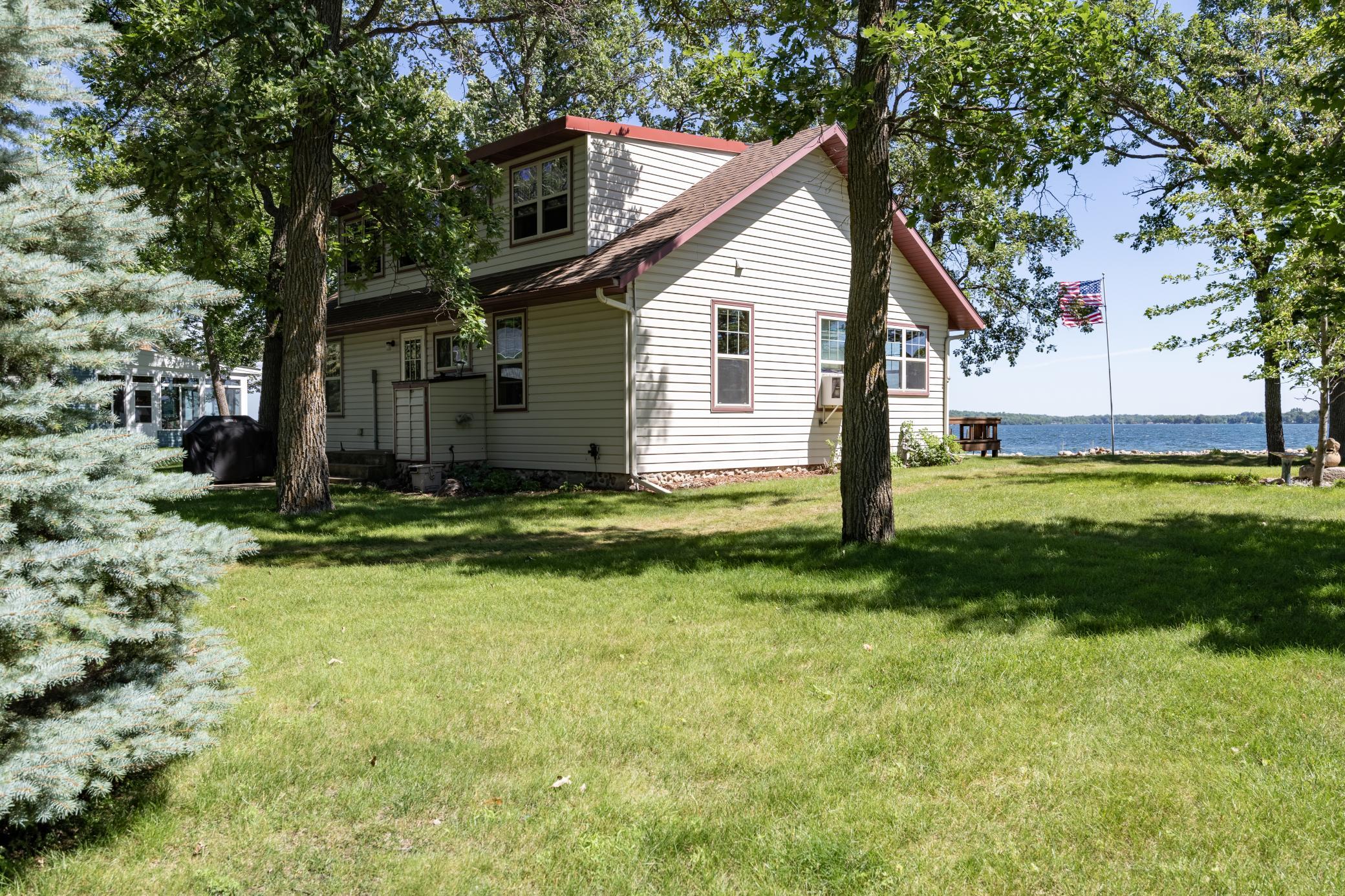 1928 single family home for sale at 22548 Senns Beach Drive in Detroit Lakes, MN — 3 bed, 2 bath (photo 99 of 107)