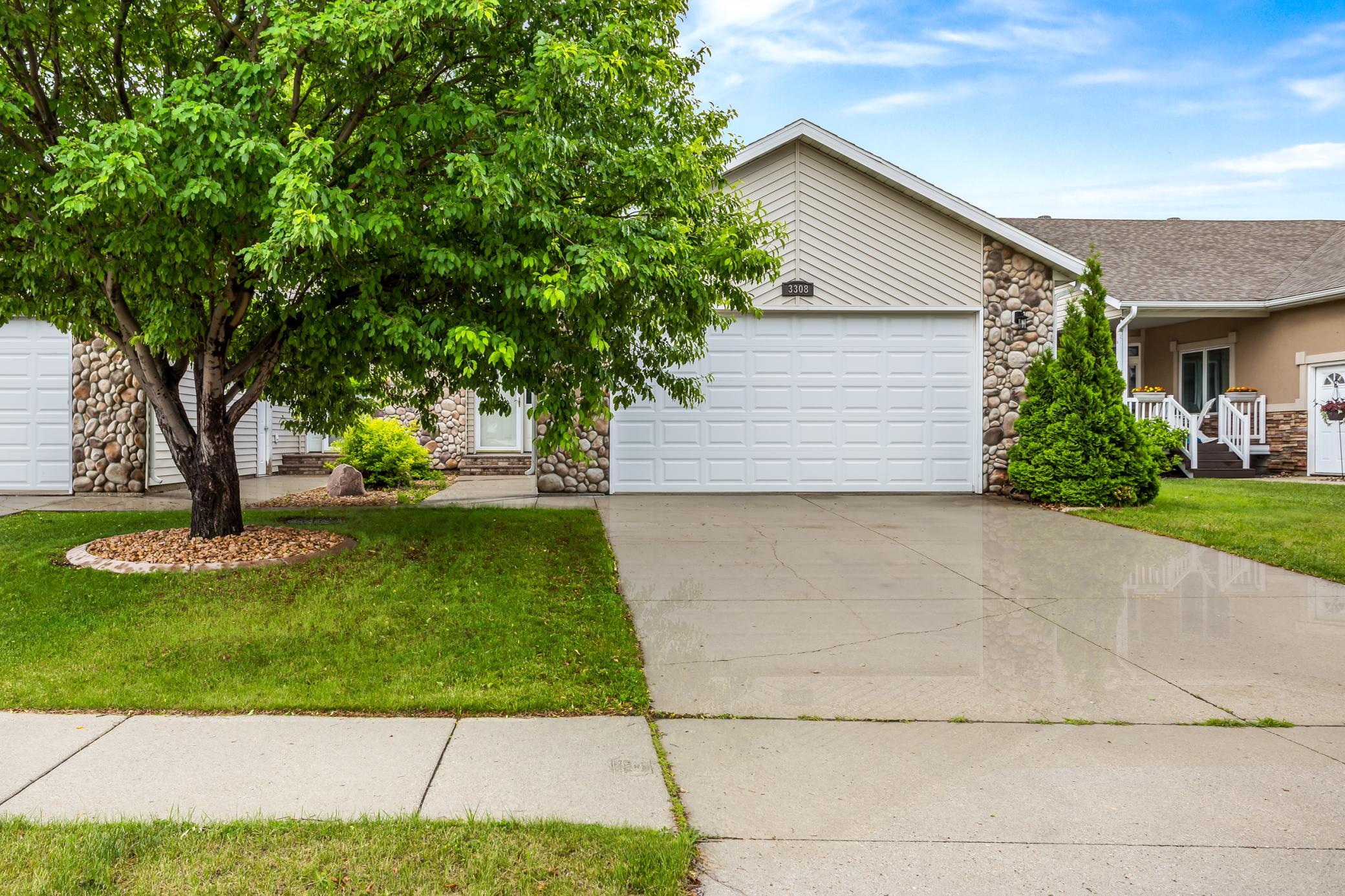 3308 23rd S Avenue, Fargo ND 58103 - Photo 3 of 29