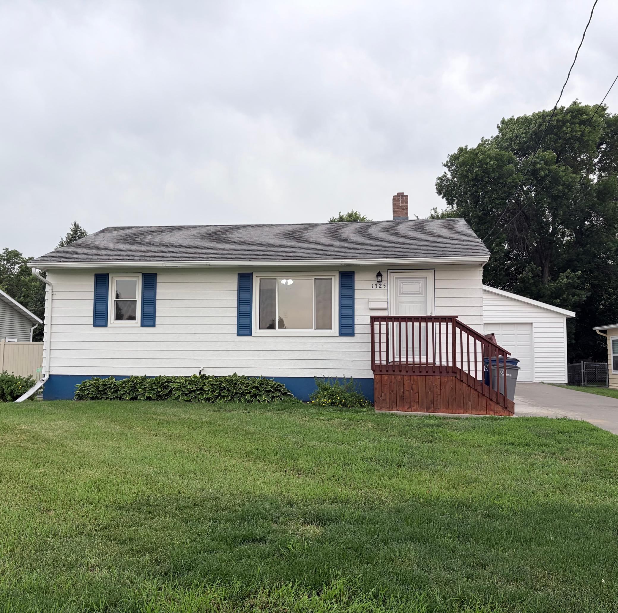 1325 8th N Avenue, Moorhead MN 56560 - Photo 2 of 38