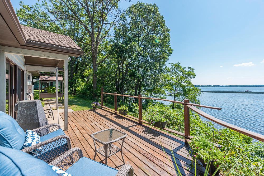 21824 Hillcrest Drive, Nisswa MN 56468 - Photo 5 of 46